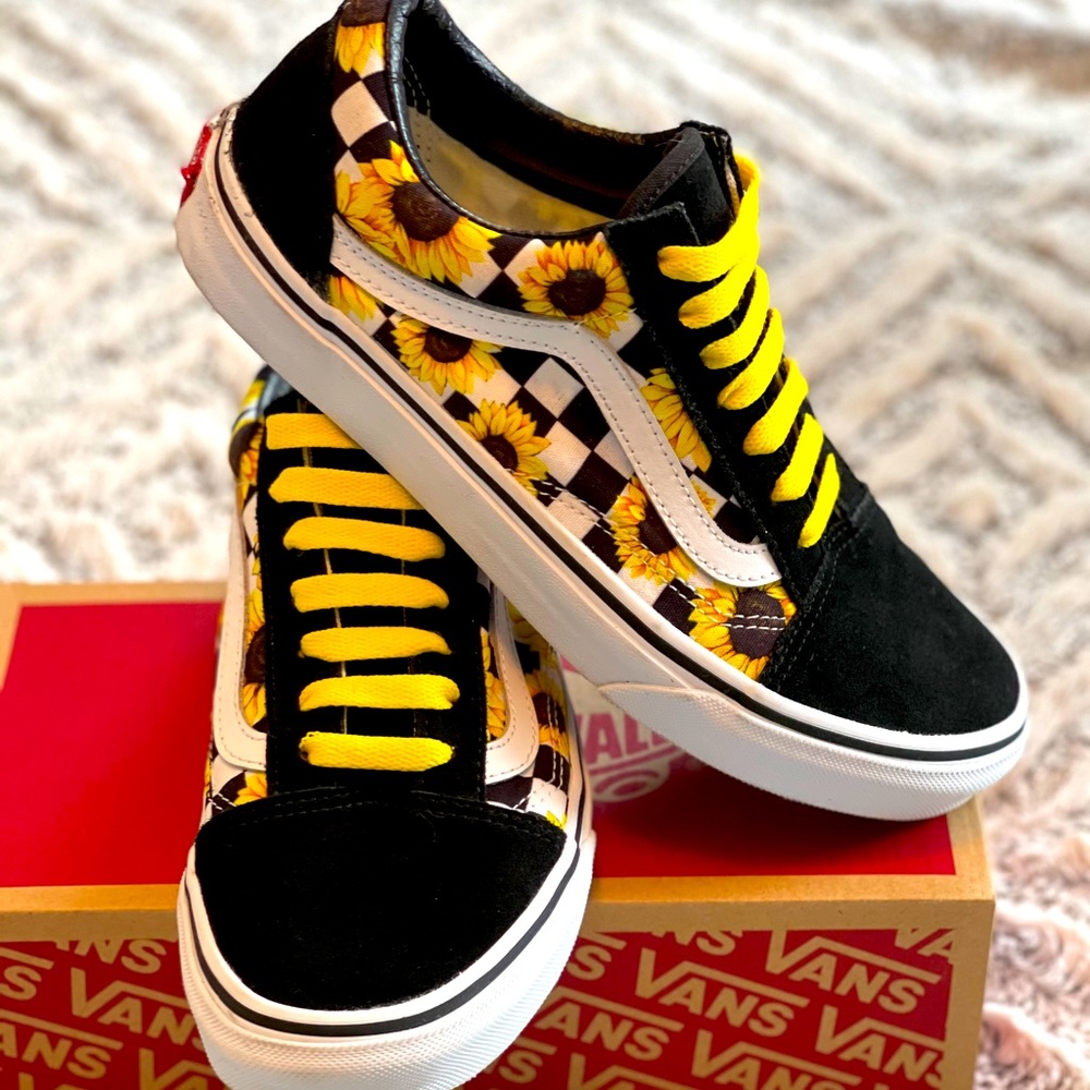 Custom Vans Sunflowers Old Skool Low Top